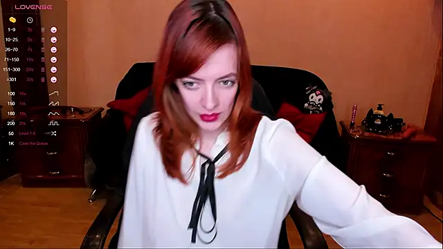 Mary Yolo online show from 12.06.24