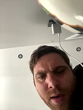 Snapshot of gorkem1996 chatting on 11.10.25 gorkem1996 online show from 11.10.25