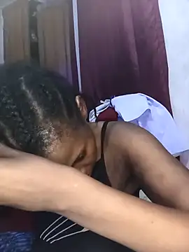 Snapshot of sexpetite chatting on 02.28.26 sexpetite online show from 02.28.26