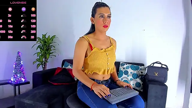 BritannyLord online show from 12.12.24