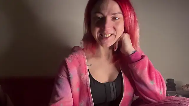 Nikky Divine online show from 01.06.25