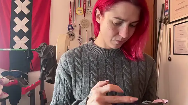 Nikky Divine online show from 01.24.25