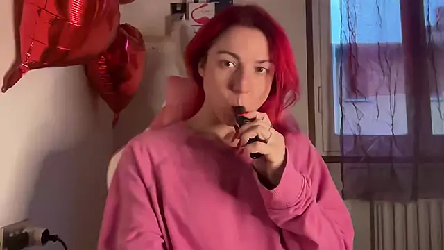 Nikky Divine online show from 03.22.25