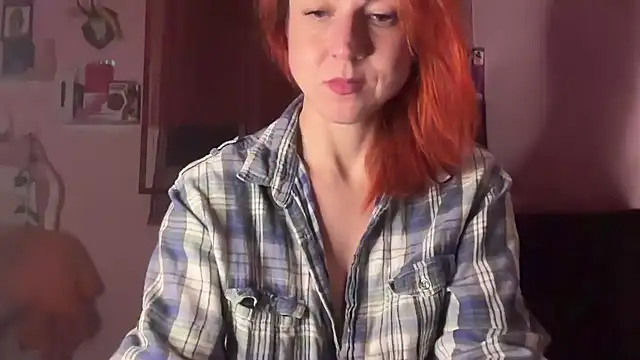 Nikky Divine online show from 12.05.25