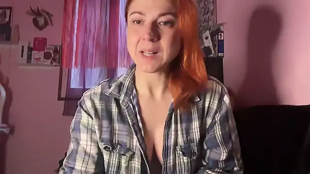 Nikky Divine online show from 02.12.26