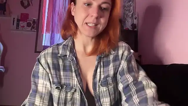 Nikky Divine online show from 02.16.26