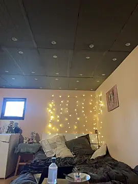 Emma just online show from 03.19.25