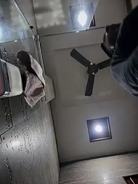 Snapshot of luciferdxm5 chatting on 12.05.25 luciferdxm5 online show from 12.05.25