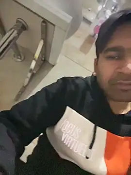 Snapshot of luciferdxm5 chatting on 01.11.26 luciferdxm5 online show from 01.11.26