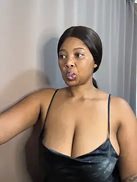 Snapshot of cherrybabe76 chatting on 03.02.26 cherrybabe76 online show from 03.02.26