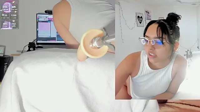 sofi velez online show from 11.20.25