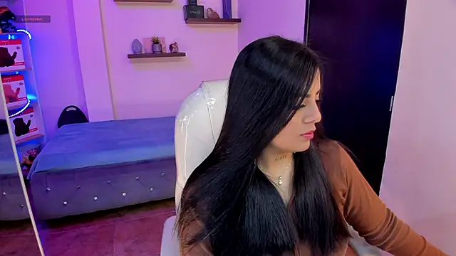 Catalinaa martinez online show from 12.14.24