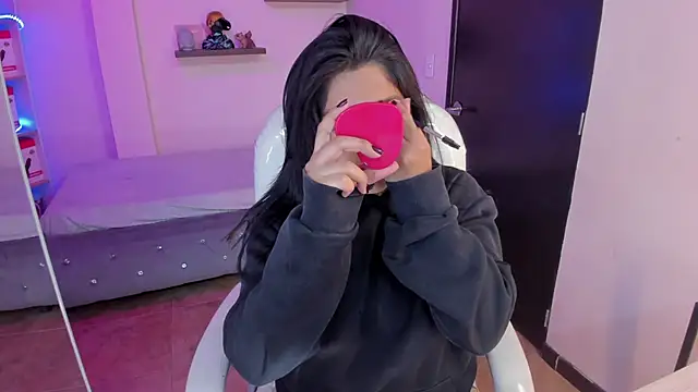 Catalinaa martinez online show from 01.17.25