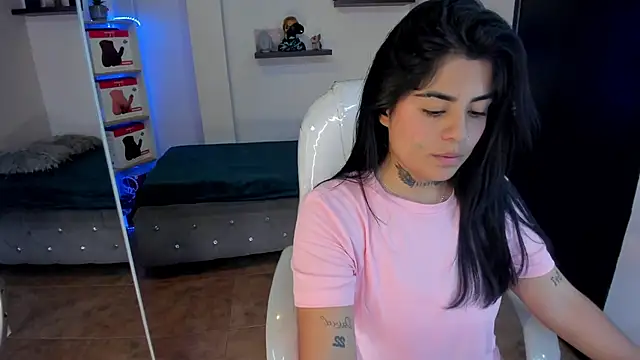 Catalinaa martinez online show from 02.15.25