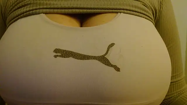 AnnyelinnaLove online show from 10.11.25