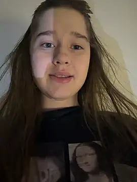 Snapshot of HornyGirlH chatting on 02.13.26 HornyGirlH online show from 02.13.26