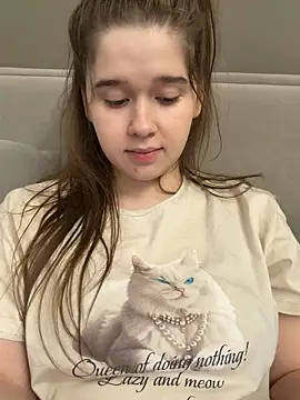 HornyGirlH online show from 04.07.26