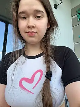 HornyGirlH online show from 05.24.26