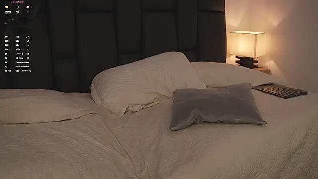 Snapshot of MelisaLopez_ chatting on 03.11.25 MelisaLopez online show from 03.11.25