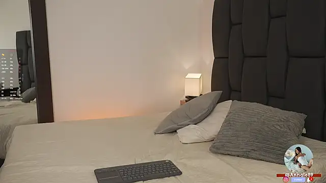 Snapshot of MelisaLopez_ chatting on 11.08.25 MelisaLopez online show from 11.08.25