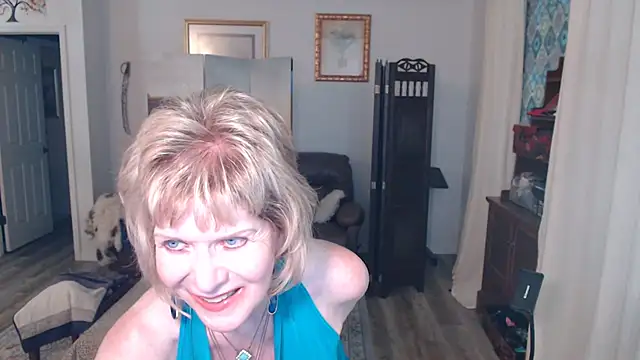 SindeeDix online show from 05.30.26