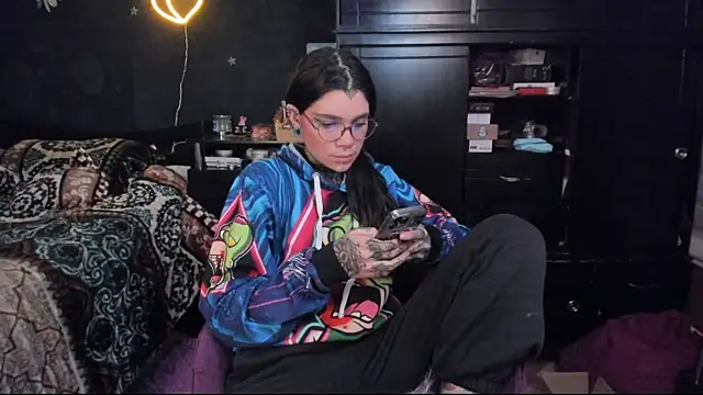 Lilmarieee online show from 03.13.25