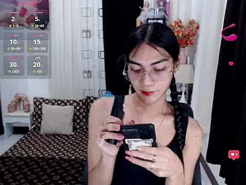 LAVIDALENATS online show from 12.17.25