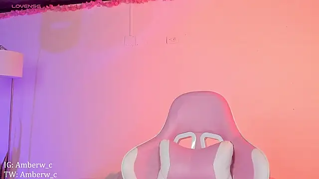 Ambeerouse online show from 01.03.25