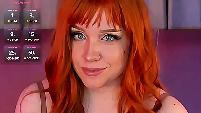 Snapshot of RoseRoxy chatting on 10.16.25 RoseRoxy online show from 10.16.25