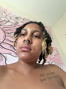 Snapshot of goddessxdreaxo chatting on 07.13.26 goddessxdreaxo online show from 07.13.26