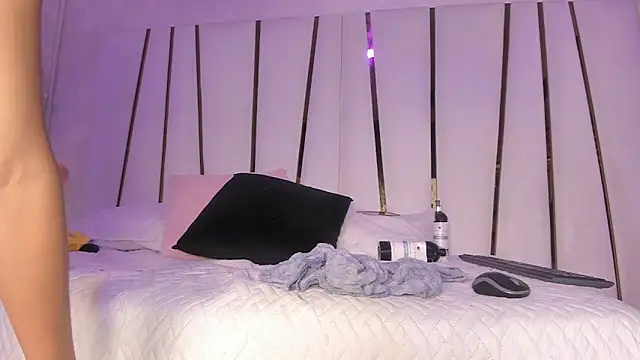 Snapshot of Meghan_stonne_ chatting on 03.22.25 Meghan stonne online show from 03.22.25