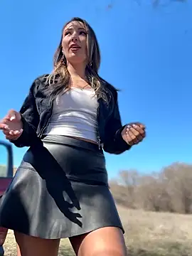 YOUR-KARINA online show from 03.29.26