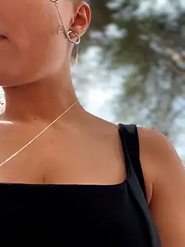 YOUR-KARINA online show from 03.31.26