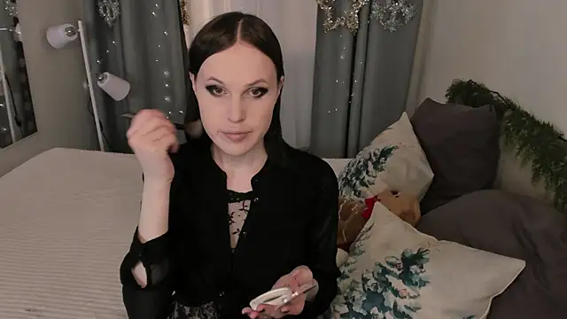 EffieMinki online show from 01.16.26