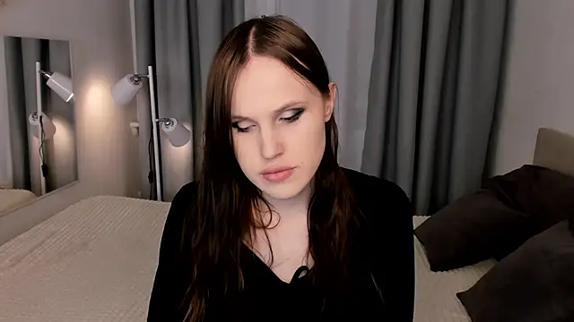 EffieMinki online show from 04.14.26