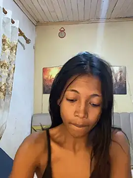 Snapshot of missuua chatting on 12.18.24 missuua online show from 12.18.24