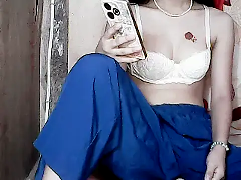 PinaySkinnyGirl online show from 01.31.25
