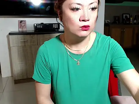 cum2mama online show from 05.03.26