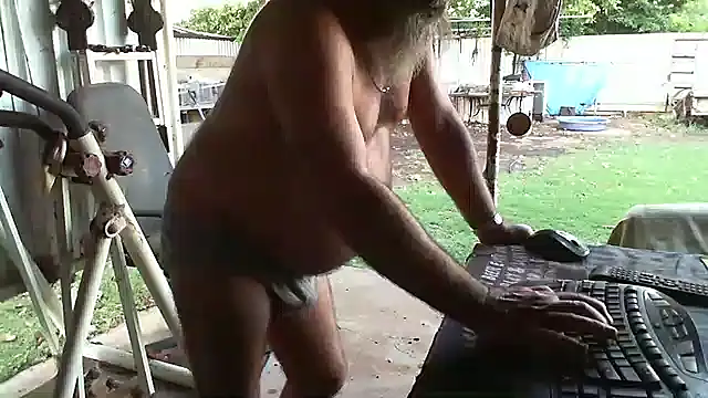 herbie010666 online show from 02.01.25