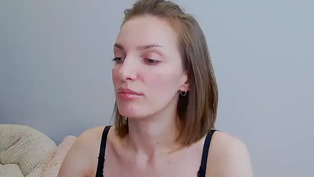 Snapshot of Beauty_Alex chatting on 12.25.24 Beauty Alex online show from 12.25.24