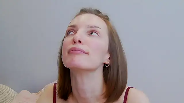 Snapshot of Beauty_Alex chatting on 12.27.24 Beauty Alex online show from 12.27.24