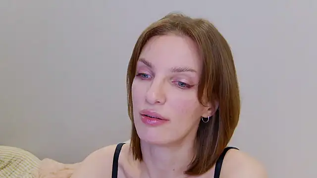 Snapshot of Beauty_Alex chatting on 01.08.25 Beauty Alex online show from 01.08.25