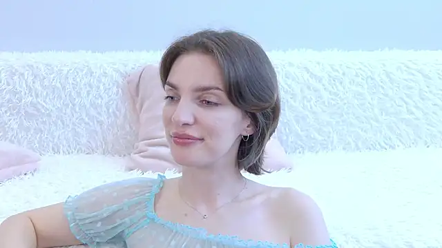 Beauty Alex online show from 04.25.26