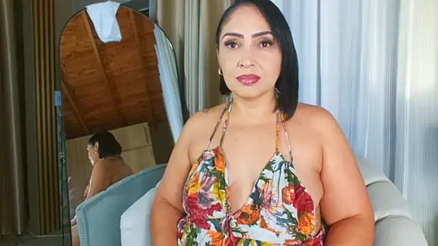 Madissononee online show from 09.27.25