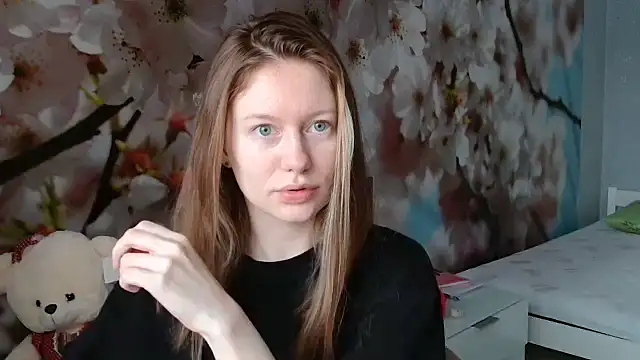 Snapshot of ConnieDaw chatting on 12.08.24 ConnieDaw online show from 12.08.24