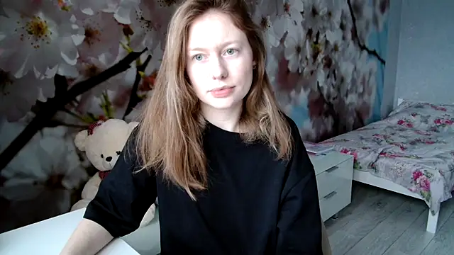 Snapshot of ConnieDaw chatting on 12.11.24 ConnieDaw online show from 12.11.24