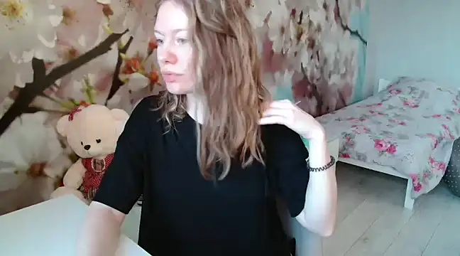 Snapshot of ConnieDaw chatting on 01.08.25 ConnieDaw online show from 01.08.25