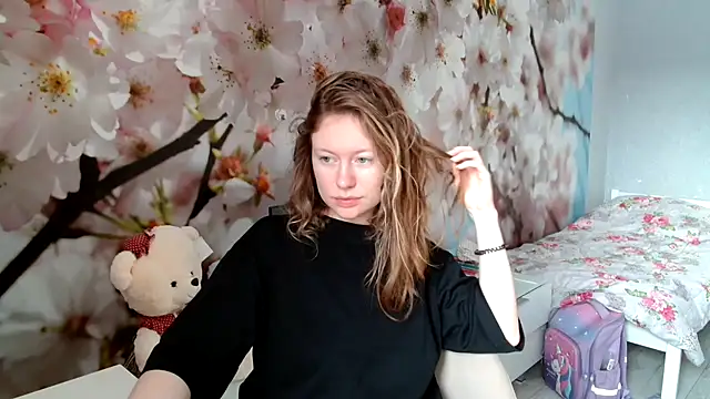 Snapshot of ConnieDaw chatting on 01.18.25 ConnieDaw online show from 01.18.25