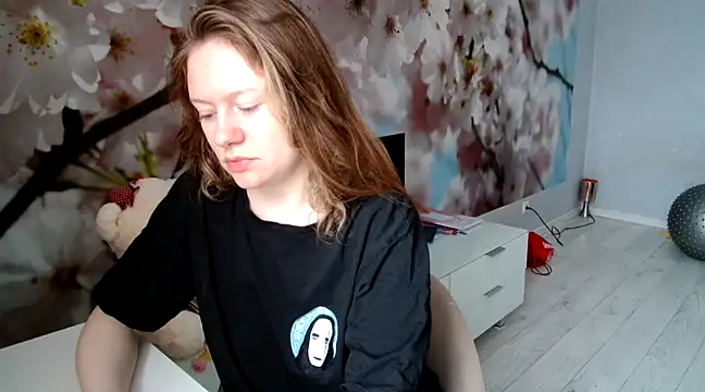 Snapshot of ConnieDaw chatting on 01.30.25 ConnieDaw online show from 01.30.25