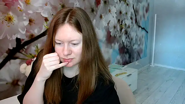 Snapshot of ConnieDaw chatting on 02.11.25 ConnieDaw online show from 02.11.25